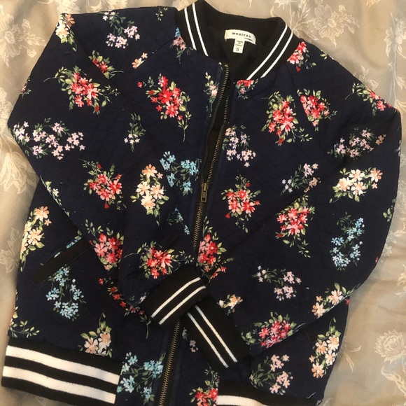 Cutest Quilt stitch Floral Jacket Girls Sml - Picture 1 of 4
